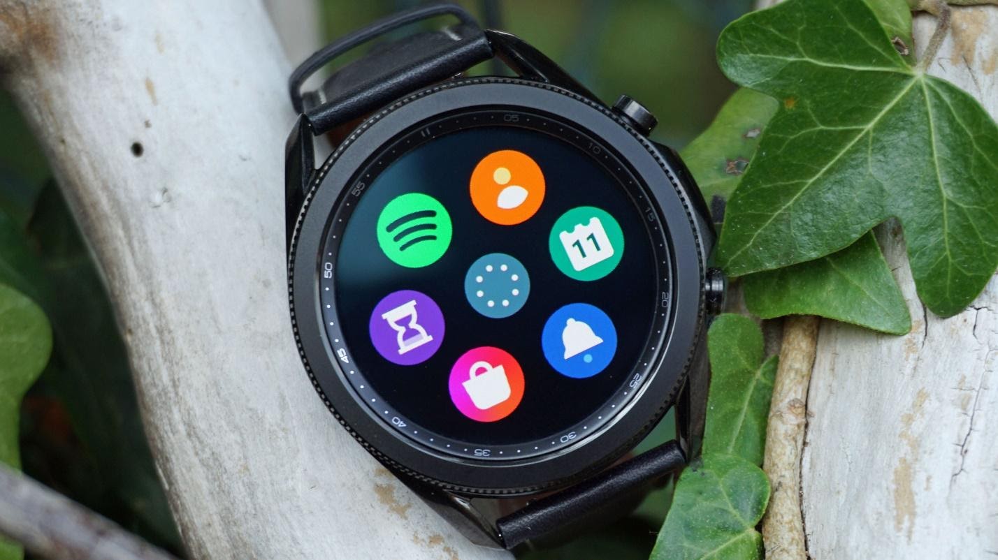Samsung Galaxy Watch 3 — одни из лучших смарт-часов для Android