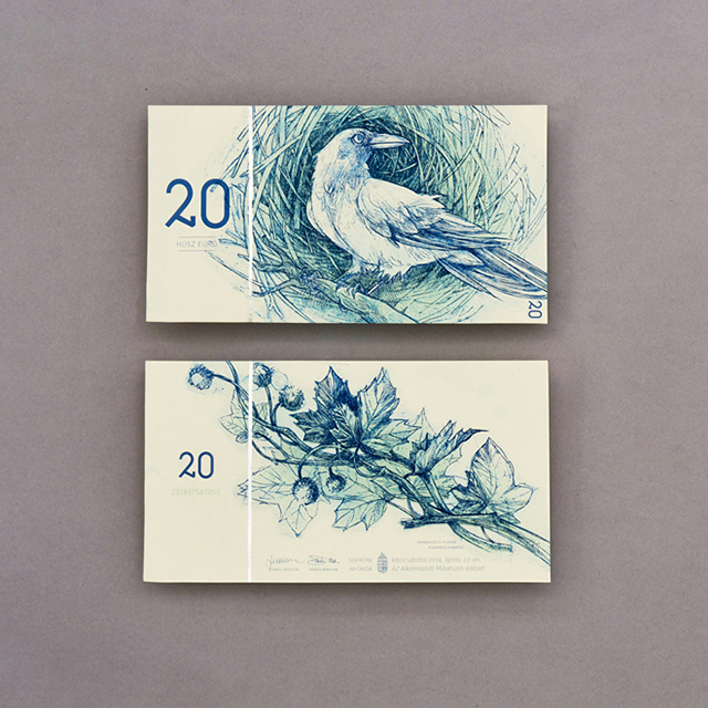 Евровые банкноты и изображением птиц и животных.