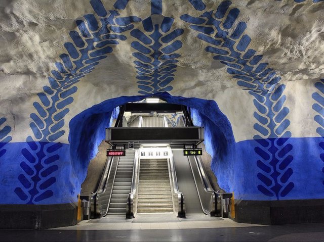 Станция метро T-Centralen, Стокгольм, Швеция