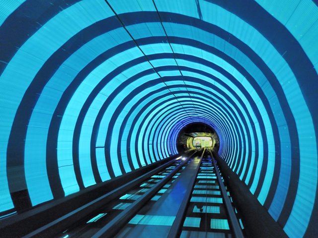 Bund Sightseeing Tunnel, Шанхай, Китай